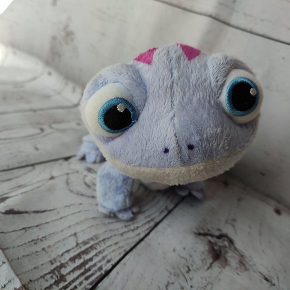 Disney Frozen 2 Bruni Walk & Glow Fire Spirit Lizard Plush Stuffed Animal Toy - Picture 3 of 8